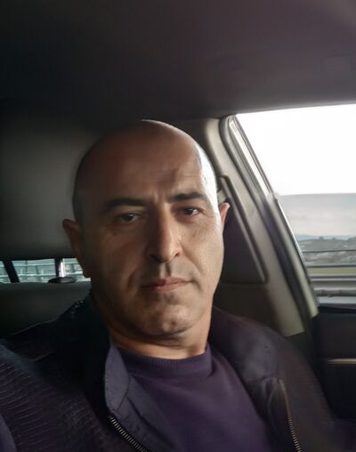  ,   Artur, 43 ,   ,   , c 