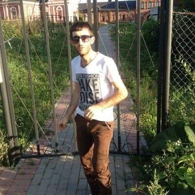  ,   Narek, 33 ,   