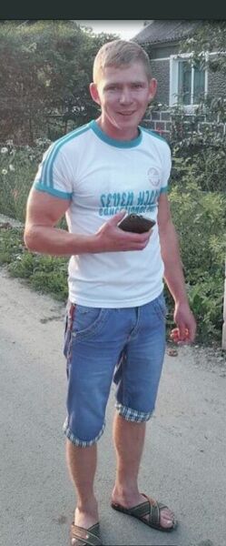  ,   Denis, 32 ,   ,   , c 