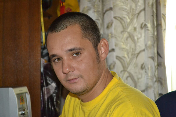  ,   Artem, 42 ,   ,   , c 