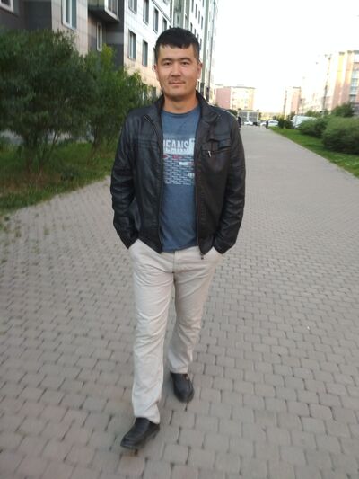  -,   Umid, 32 ,   ,   , c 