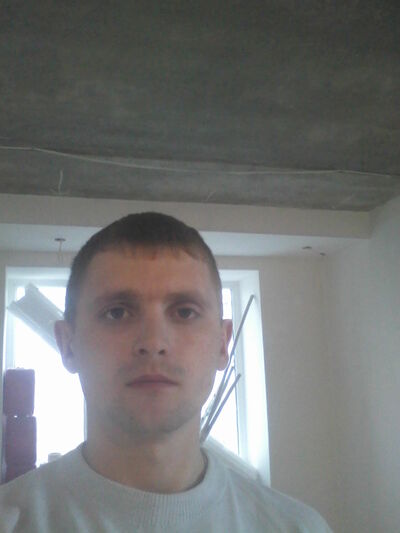  ,   Oleg, 37 ,   