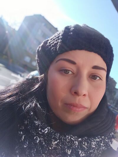  ,   Mari, 44 ,  