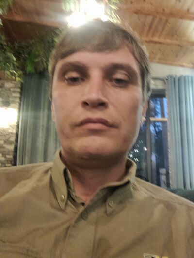  ,   Vladimir, 40 ,   ,   