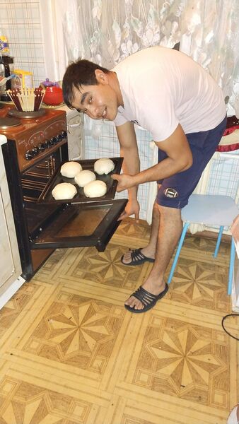  ,   Bahrom, 38 ,     