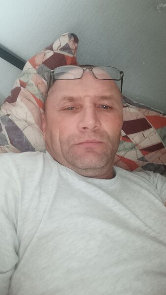  ,   Ruslan, 46 ,   c 