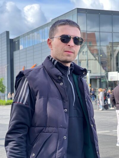  ,   Mihail, 35 ,   ,   