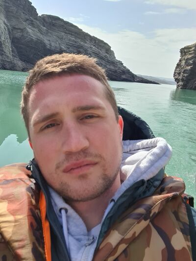  ,   Alexander, 32 ,     