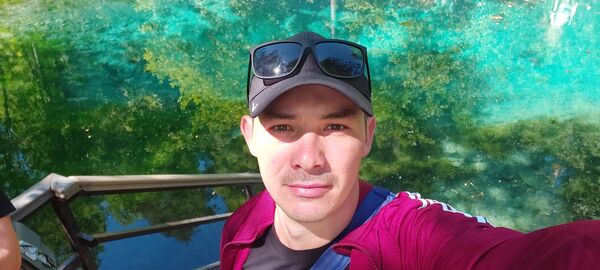  ,   Konstantin, 35 ,   ,   
