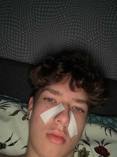  -,   , 21 ,   ,   