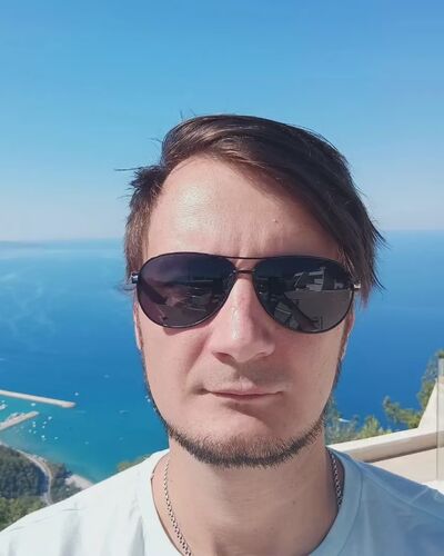  ,   Sergei, 41 ,   ,   , c 