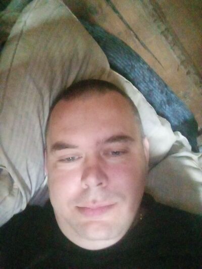  ,   Sasha, 41 ,   ,   