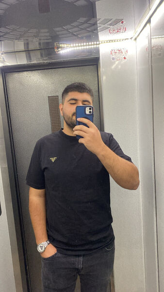  Charenton-le-Pont,   Hasan, 25 ,   ,   
