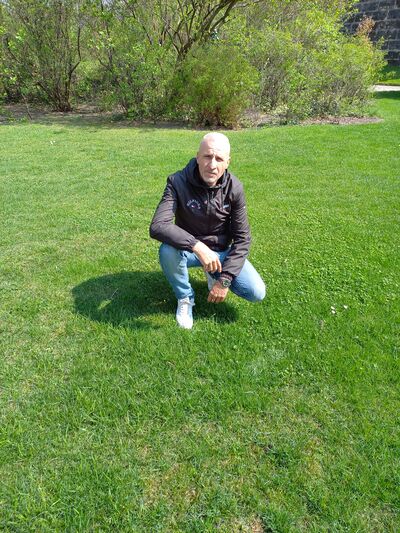  ,   Andrea, 48 ,   ,   