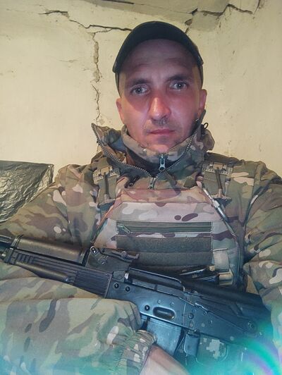  ,   Leonid, 41 ,   ,   
