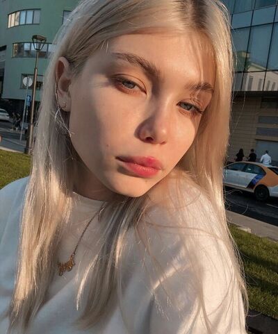  ,   Julia, 26 ,   ,   