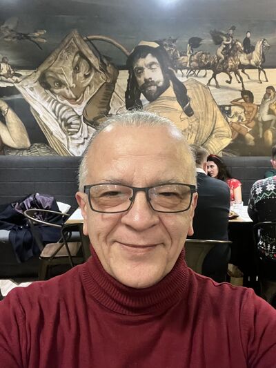  ,   Wadim, 57 ,   ,   