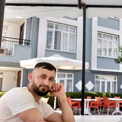  ,   Ruslan, 38 ,   ,   