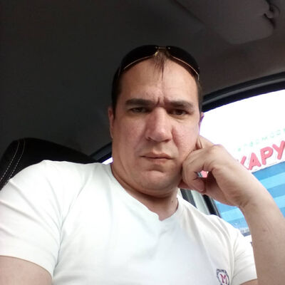  ,   Alex, 40 ,   ,   