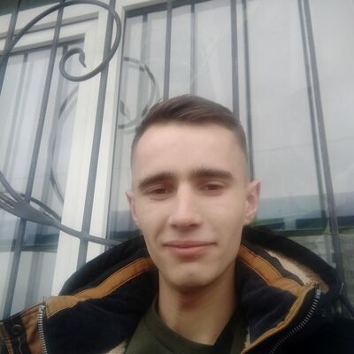  ,   Alex, 25 ,   ,   , c , 
