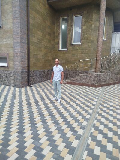  ,   Tyom, 33 ,   ,   , c , 