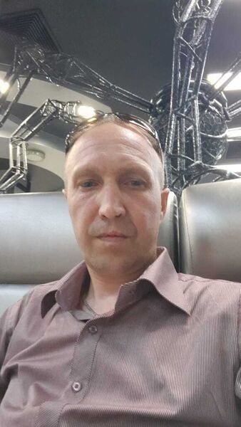  ,   YIRI, 43 ,     , c 