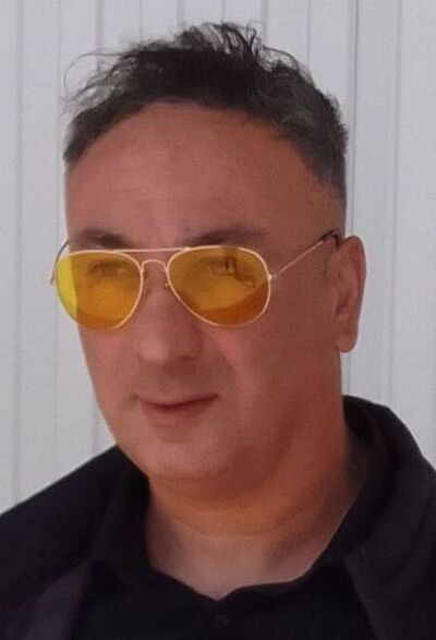  ,   Leon, 48 ,     , c 