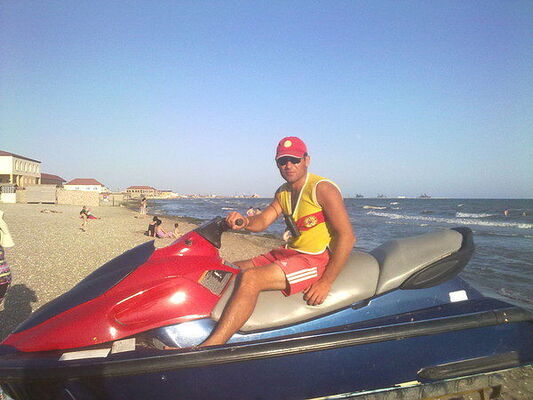  ,   Polad, 44 ,   