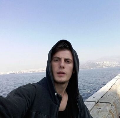  ,   Kaan, 32 ,   ,   