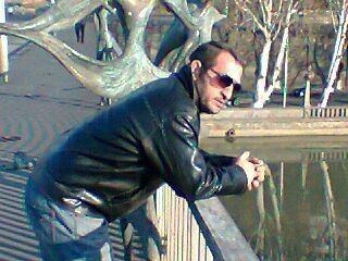  ,   Pavel, 32 ,   