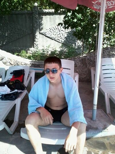  ,   RAZMIK, 31 ,  