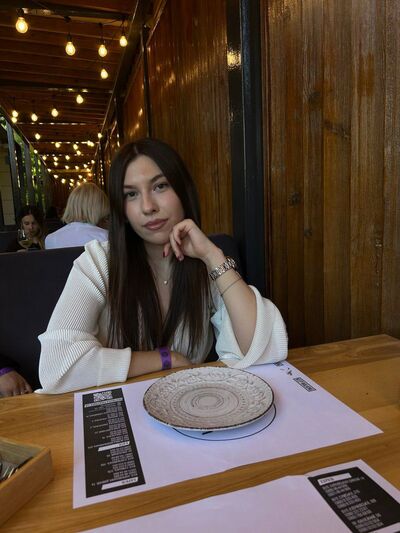  ,   Vladislava, 25 ,     , c 