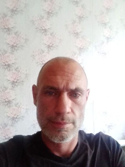  ,   Maksim, 46 ,   ,   , c 