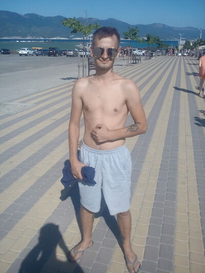  ,   Pavel, 31 ,   ,   , c 