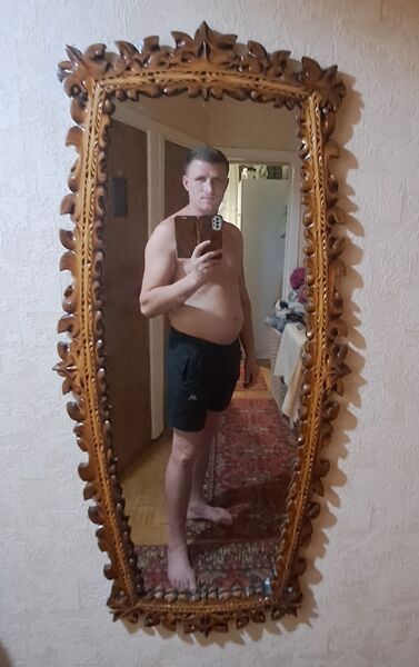  ,   Victor, 38 ,   ,   , c 