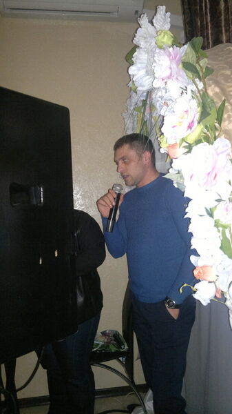  ,   Vlad, 41 ,   