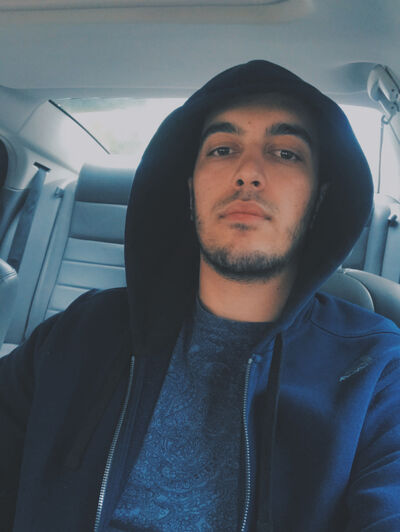  ,   Narek, 27 ,   ,   