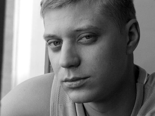  ,   Alex, 42 ,   ,   