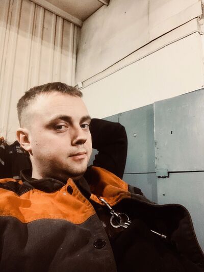  ,   Daniil, 32 ,   ,   