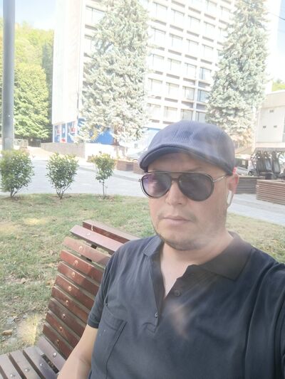  ,   Erhan, 38 ,   ,   