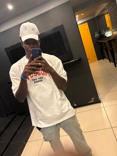  ,   Mahamadou, 24 ,   