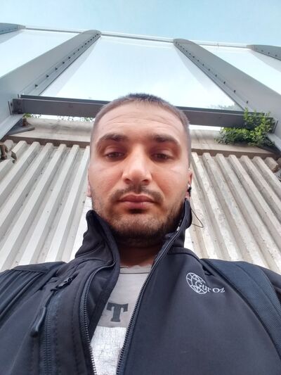  Tel Aviv-Yafo,   Serghei, 32 ,   ,   , c 