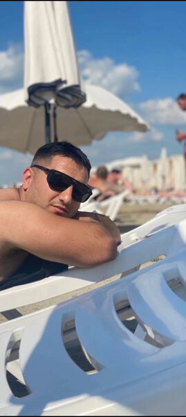 ,   Agaron, 33 ,   ,   