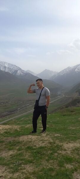  ,   Joni, 28 ,   ,   