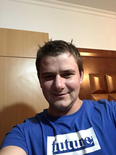  ,   Alex, 35 ,   ,   