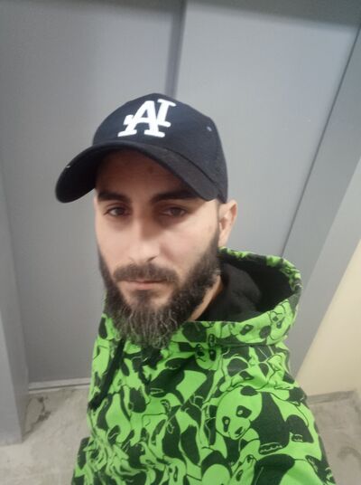  ,   Adonis, 34 ,   ,   