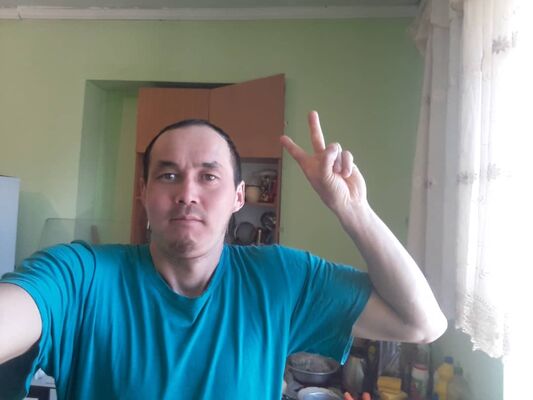  ,   Aza, 37 ,   ,   