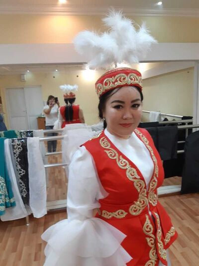  ,   Sara, 41 ,   ,   , c 