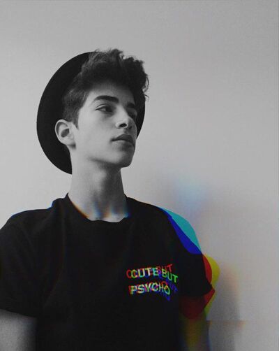   ,   , 21 ,   c 