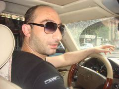  ,   Artur, 49 ,   ,   , c 